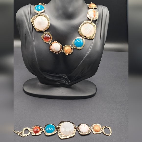 Multicolor Statement Necklace - Picture 3 of 5